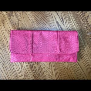 Cute salmon colored clutch